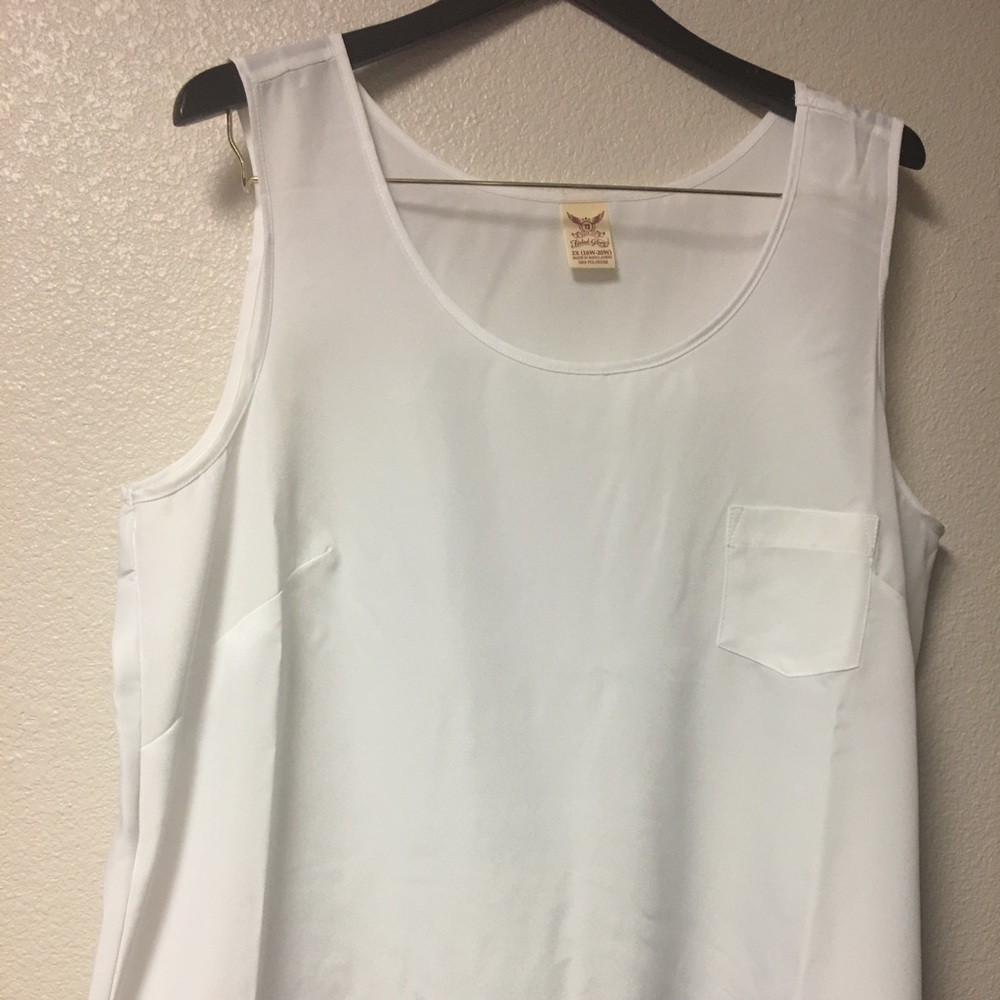 Sleeveless top